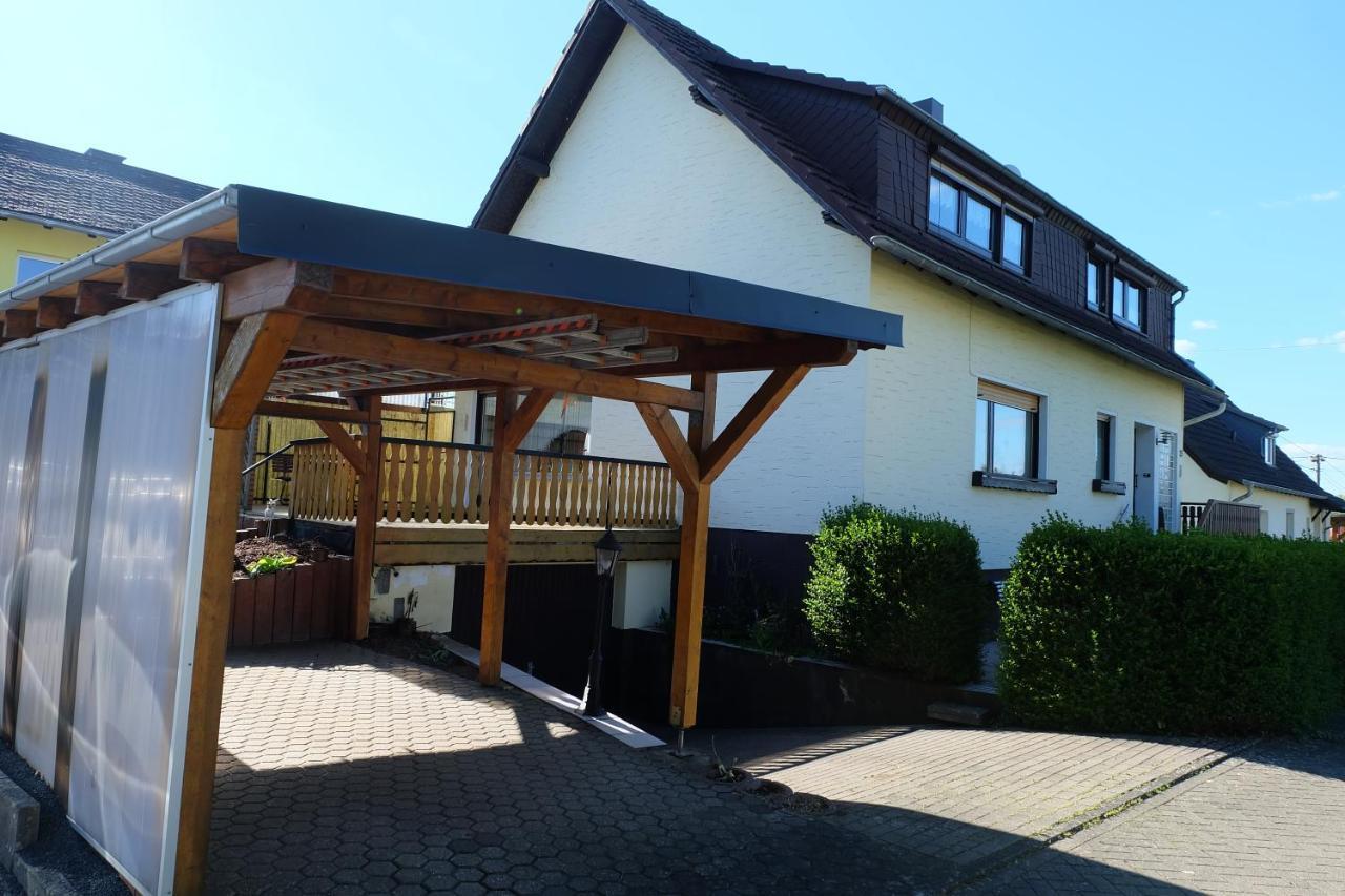 Ferienwohnung In Dierdorf Екстер'єр фото